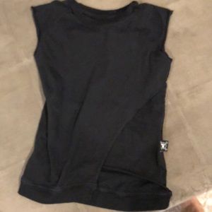 Asymmetrical tank top, black no sleeve